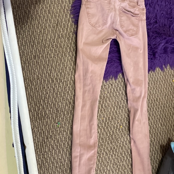 Rusty pink ripped jeans - Picture 2 of 3